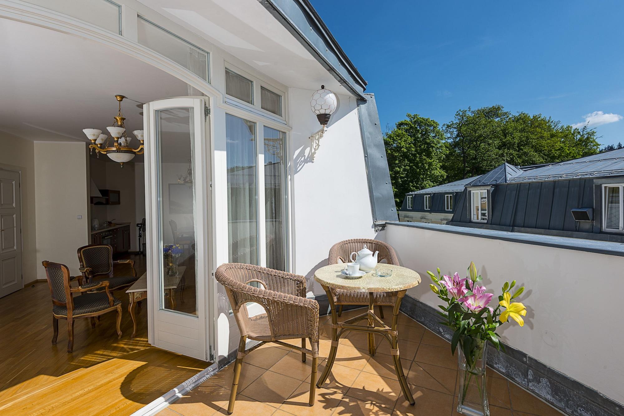 Residence Romanza Marianske Lazne Exterior foto