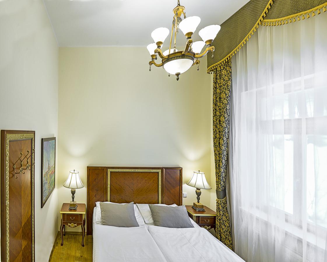 Residence Romanza Marianske Lazne Exterior foto